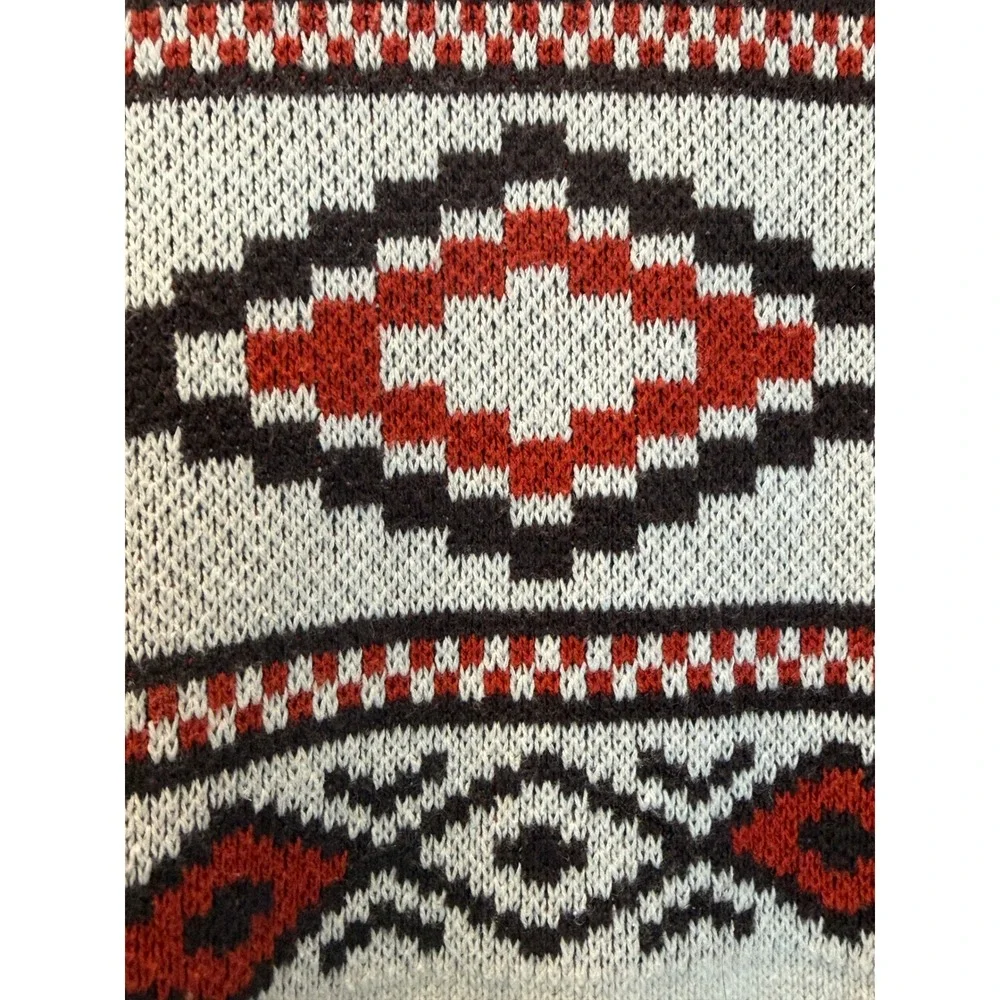 Frye and Co. Cream Red Aztec Pattern‎ Crew Neck Long Sleeve Knit Sweater
